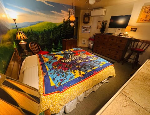 Itty Bitty Inn Inn in Coos Bay