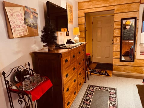 Itty Bitty Inn Inn in Coos Bay