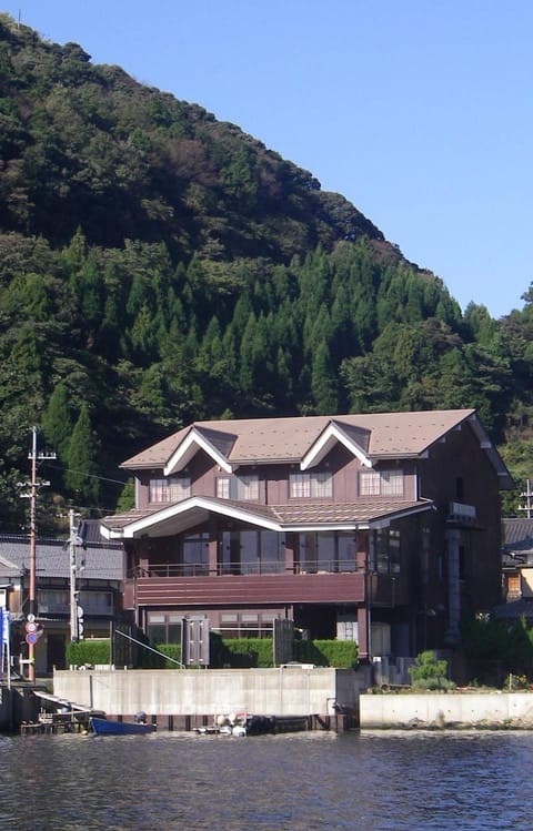 Property building, Lake view