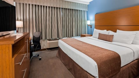 Bed, Photo of the whole room, Bedroom, On site