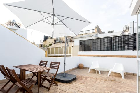 Inner courtyard view