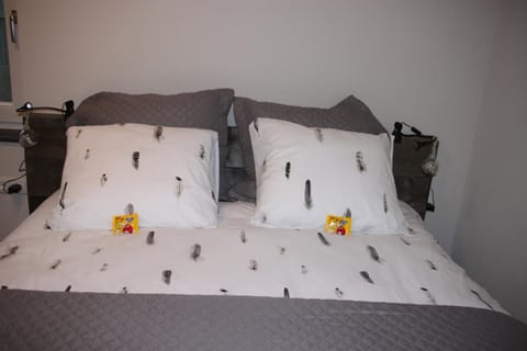 Decorative detail, Bedroom