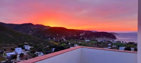 Balcony/Terrace, Mountain view, Sunrise, Sunset