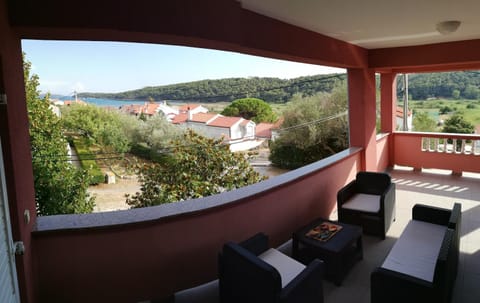 Natural landscape, Balcony/Terrace, Sea view