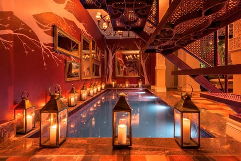 Property building, Swimming pool