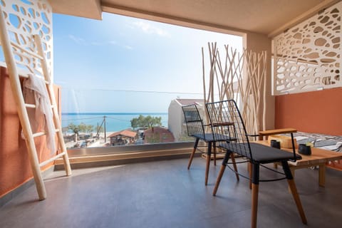 Day, Balcony/Terrace, Seating area, Sea view