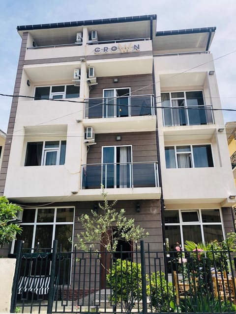 Property building, Facade/entrance, View (from property/room)