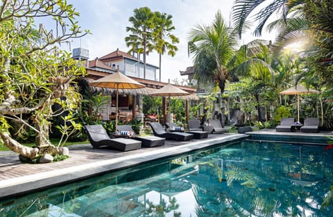 Pool view, Swimming pool