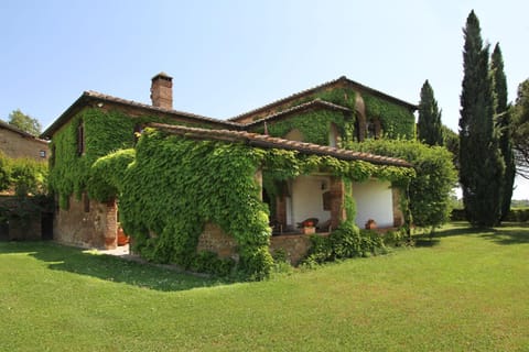 Property building, Patio, Garden, Garden view