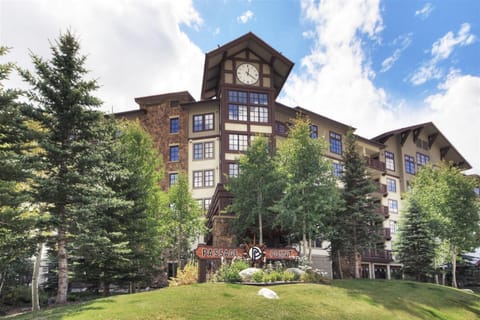 Passage Point 311 Condo Apartment in Copper Mountain