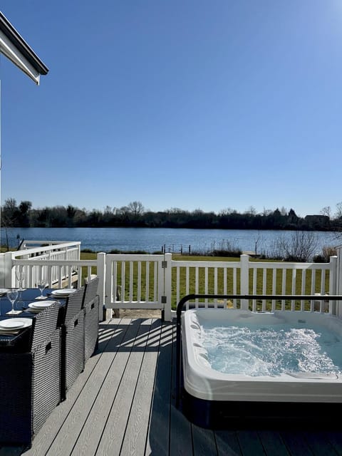 Other, Lake view