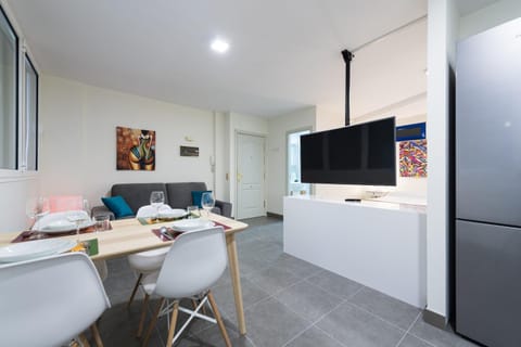 TV and multimedia, Living room, Dining area