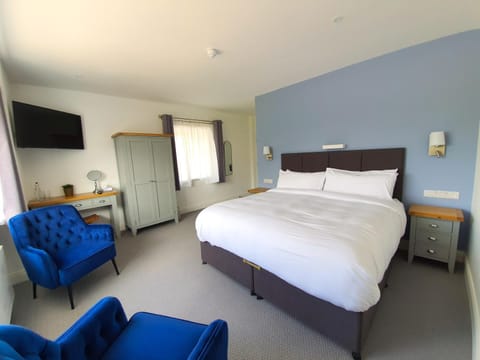 TV and multimedia, Photo of the whole room