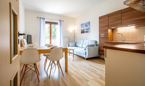 Kitchen or kitchenette, Living room, Dining area