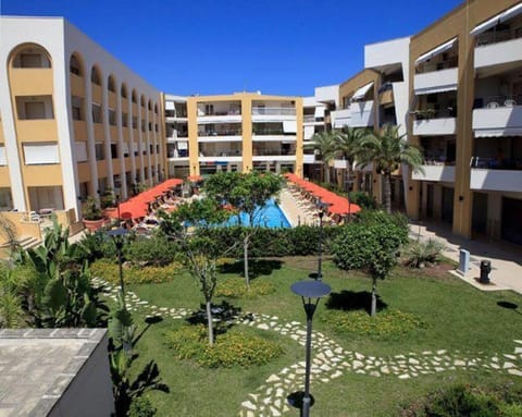 Property building, Garden, Pool view, Swimming pool