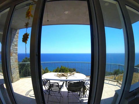 Natural landscape, Summer, View (from property/room), Balcony/Terrace, Dining area, Sea view