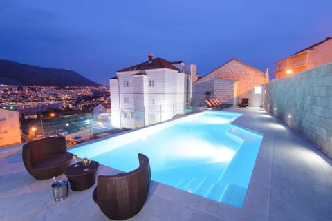 Property building, Swimming pool