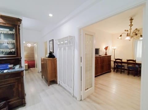 Communal lounge/ TV room, Photo of the whole room