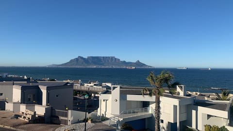 Natural landscape, Mountain view, Sea view