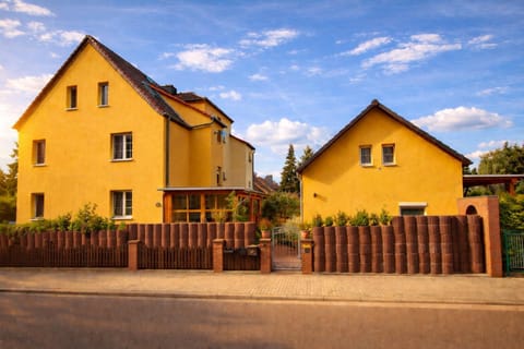 Property building, View (from property/room), Street view