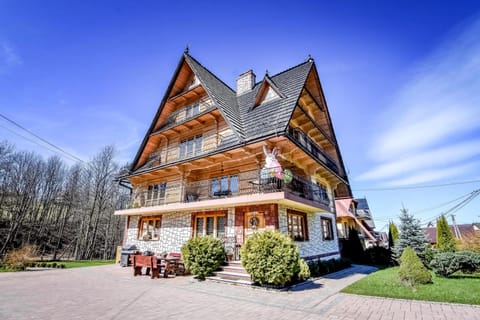 Property building, Garden view