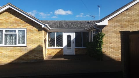 Orton Waterville Residence Apartment in Huntingdonshire District