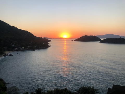 Day, Natural landscape, Beach, Sea view, Sunrise