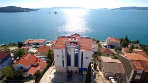 Bird's eye view, Sea view