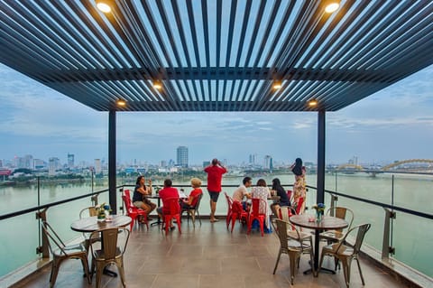 Natural landscape, View (from property/room), group of guests