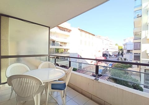 Balcony/Terrace, Dining area