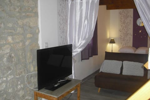 Lou mas li Pitchoun "Le Grenier" Apartment in Gordes