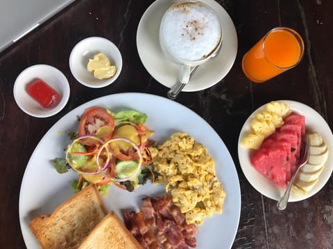 American breakfast