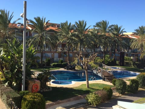 Garden, View (from property/room), Garden view, Pool view, Swimming pool, Swimming pool