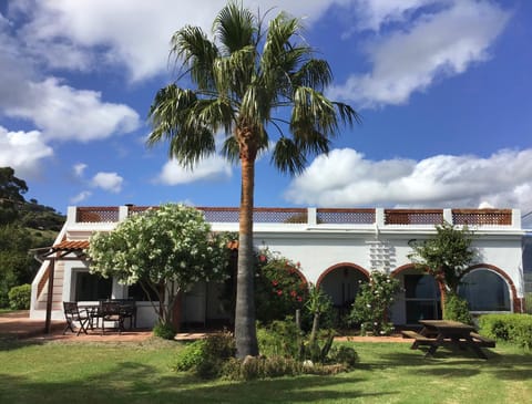 Facade/entrance, Garden