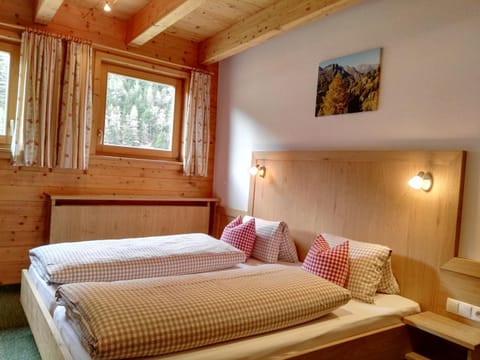 Landhaus Hubert Fiegl Bed and Breakfast in Trentino-South Tyrol