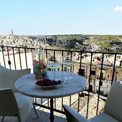 Balcony/Terrace, Landmark view