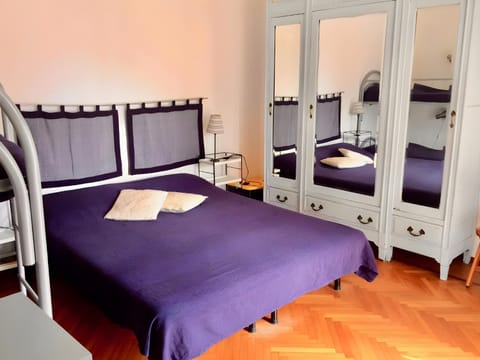 Bed, Bedroom, bunk bed, wardrobe