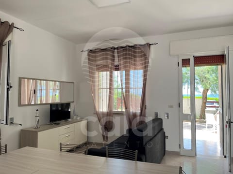 TV and multimedia, Living room, Dining area