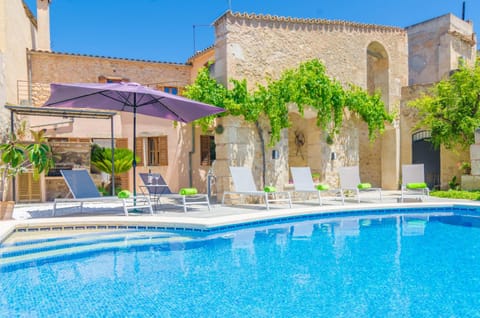 Facade/entrance, Swimming pool, Swimming pool