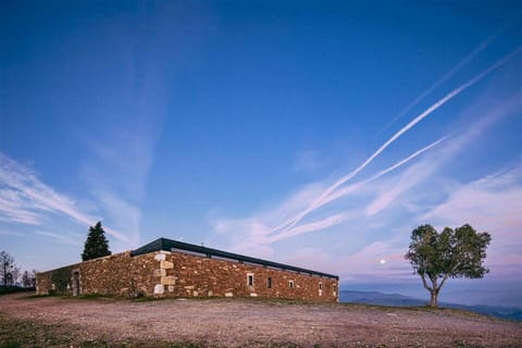 Facade/entrance, Mountain view, Sea view