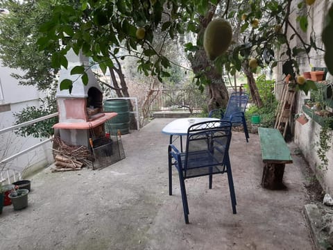 Property building, Activities, BBQ facilities