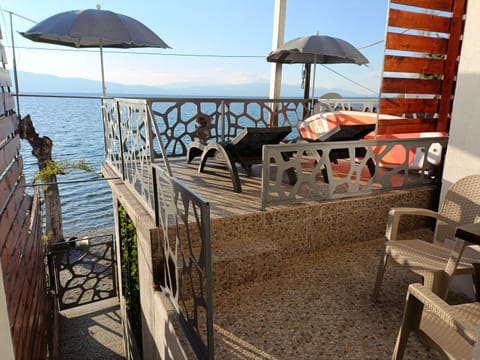 Patio, Day, Natural landscape, View (from property/room), Balcony/Terrace, Seating area, Sea view