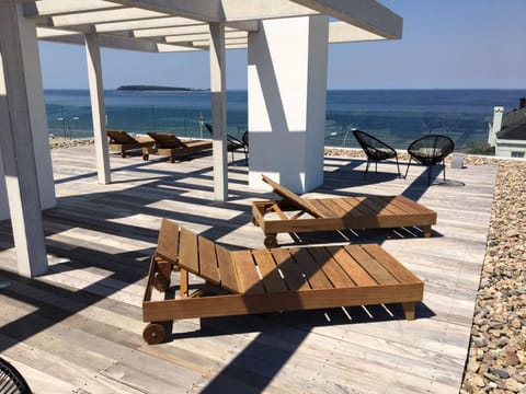 Balcony/Terrace, City view, Pool view, Sea view, Street view