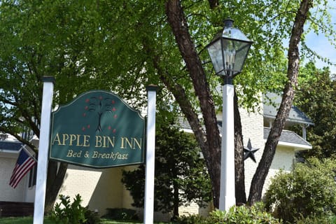Property logo or sign