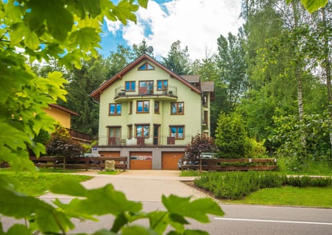 Property building, Spring, Day, Natural landscape, Garden