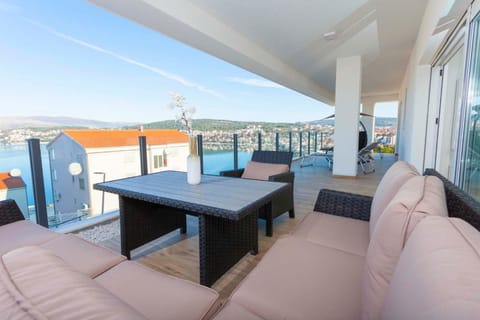 BBQ facilities, Balcony/Terrace