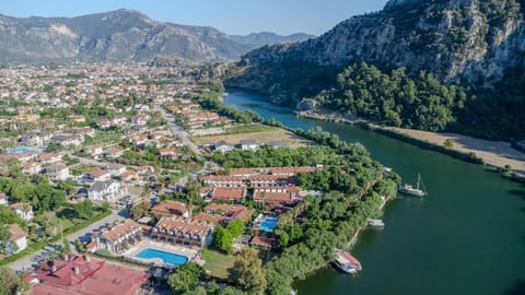 Nearby landmark, Day, Natural landscape, Bird's eye view, City view, Lake view, Mountain view, River view