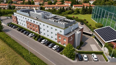 Property building, Bird's eye view