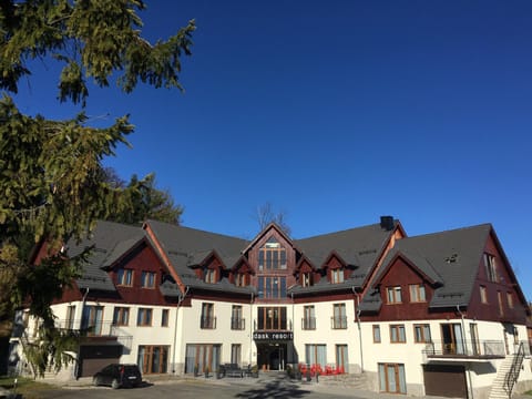 Property building, Facade/entrance