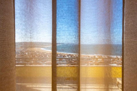 Natural landscape, Balcony/Terrace, Beach, Sea view